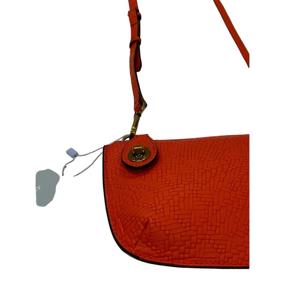 Antonio Melani genuine orange leather  woven embossed pouchette crossbody bag - Picture 3 of 4